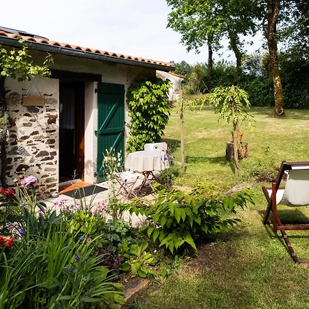 L'instant Jardin Bed and breakfast 3*