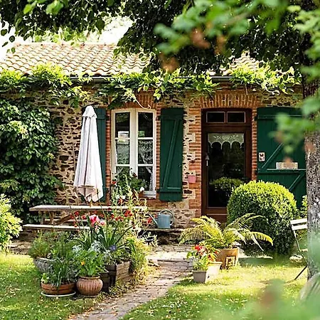 L'instant Jardin Bed & Breakfast