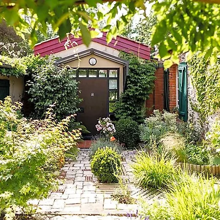 Bed & Breakfast L'instant Jardin 3*